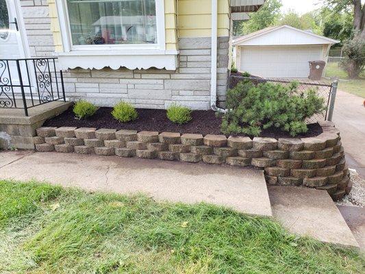 Retaining wall