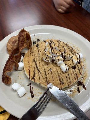 S'mores pancakes delicious