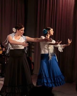 Flamenco Classes with Xianix Barrera