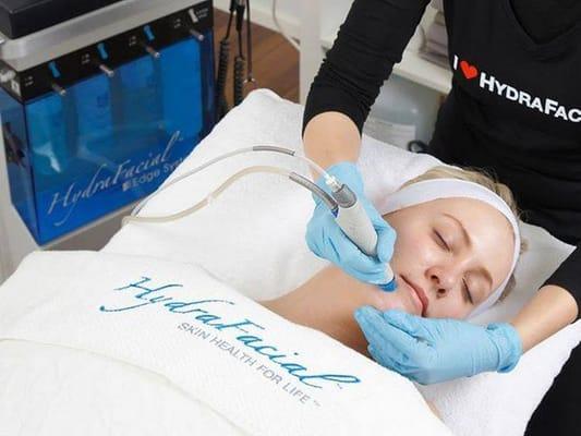 Now Offering HydraFacial MD treatments.