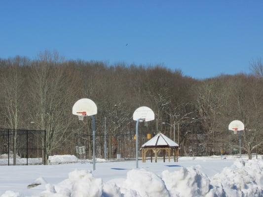 Nice basketball area