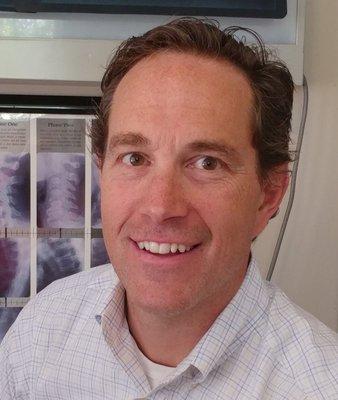 Dr. Michael Pace serving your Chiropractic & Acupuncture needs, as well as, specializing in sports injuries.