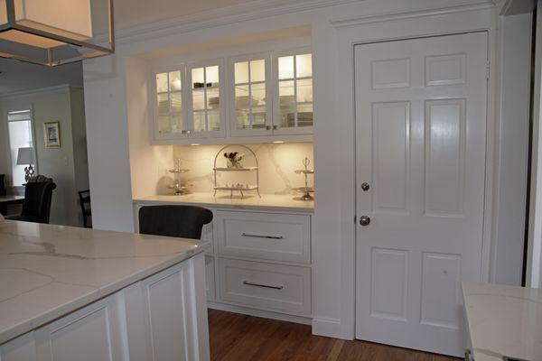 Custom kitchen cabinets in Lincoln remodel