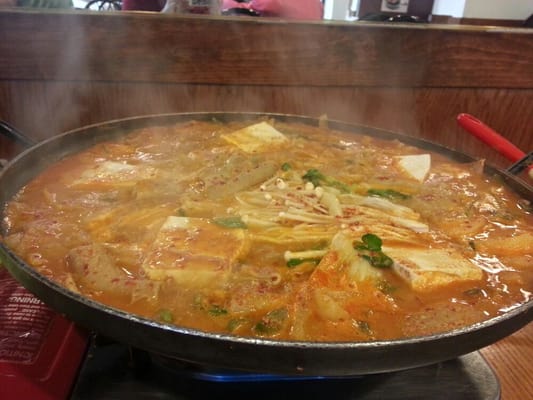 Spicy pig intestine soup