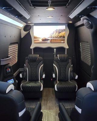 9 passenger jet sprinter