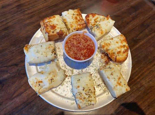 Garlic cheese bread