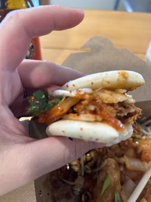 Chicken bao buns