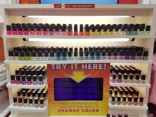 Nail Polish that changes color in the sun...