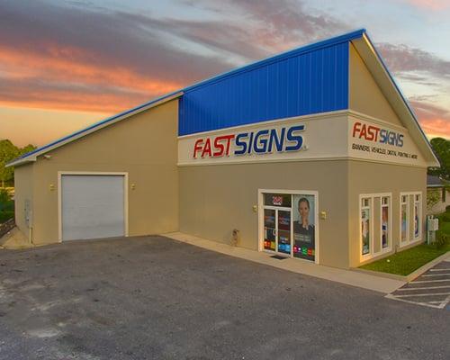 Fastsigns