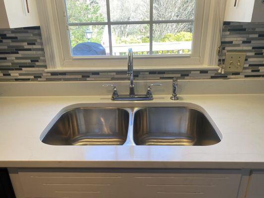 New kitchen sink