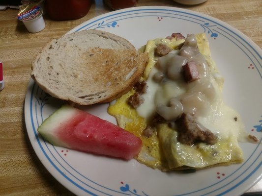 omelette and rye toast