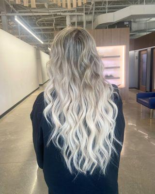 Blonde extensions