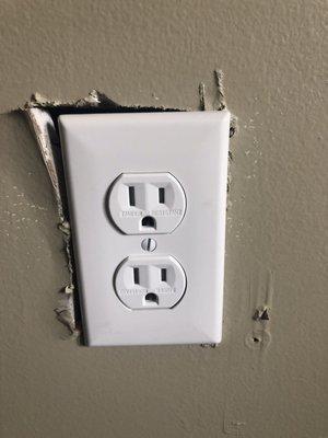 Wall outlet