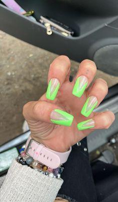 T Nails Design