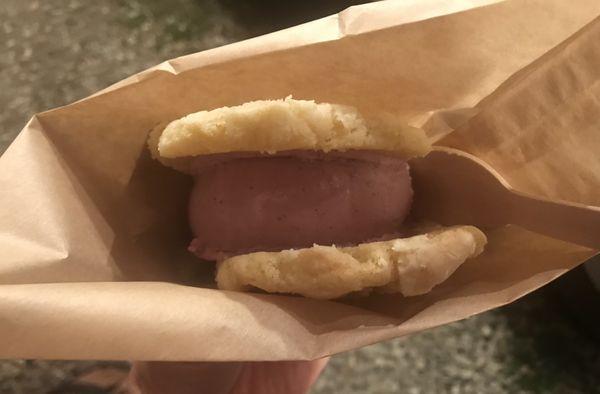 Lemon crinkle cookies with black raspberry ice cream