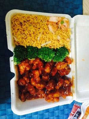 General tso chicken w/ shrimp fried rice