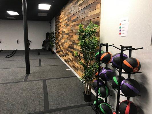 Palm Harbor women's fitness boot camp wall