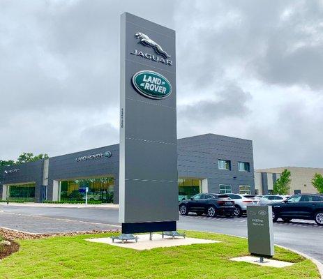 Jaguar Land Rover Dealership in Boerne TX