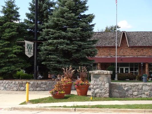 St. Clair Plaza before renovation