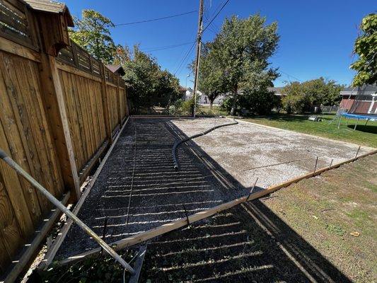 Prep and pour 9yrd. Basketball court