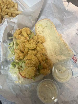 Shrimp poboy