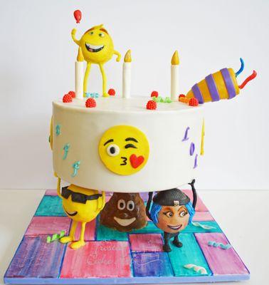 Emoji Birthday cake