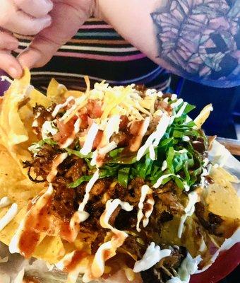 Brisket loaded nachos