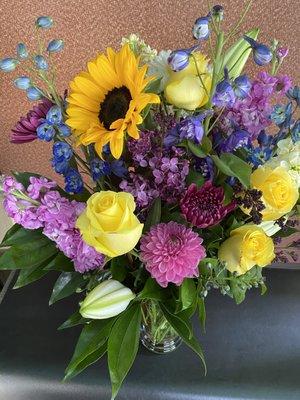 Julie's beautiful flower arrangement for my mom's birthday. I requested pinks & purples, and Julie followed through!