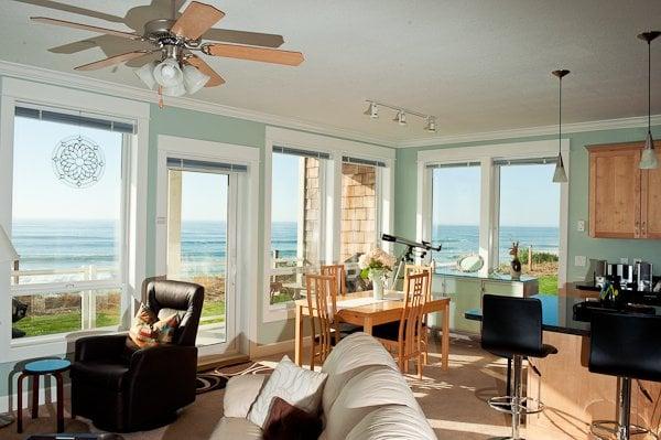 Lincoln City, Oregon Oceanfront Vacation Rental Condos