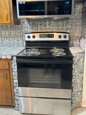 Kitchen remodel with custom stove insert