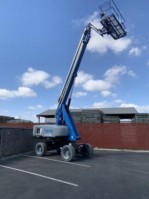 We have new genie S85xc  S65xc S45xc  booms with 1000 lbs capacity baskets.