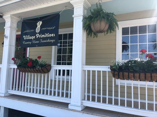 Village Primitives, 141 Ward Street, Montgomery, NY 12549