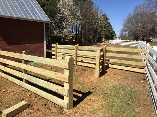 Wood corral fencing