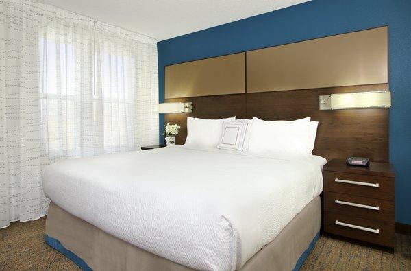 Luxury bedding and peaceful spaces help you get a good night's sleep. Wake up refreshed and ready for a day of exploring Colorado Springs.