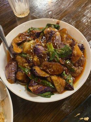 Eggplant in garlic sauce