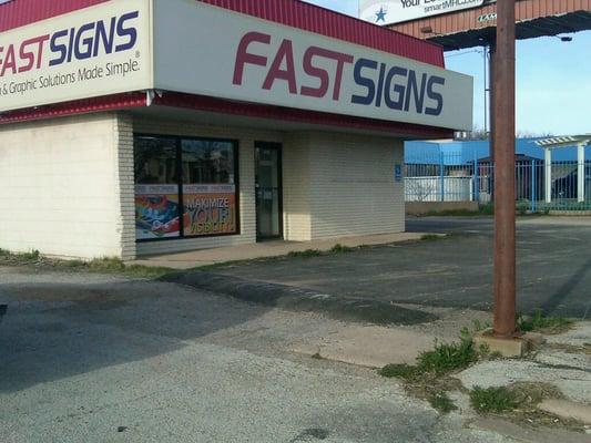 Fastsigns