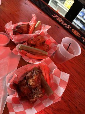 Hot lemon pepper, henny and honey old bay wings