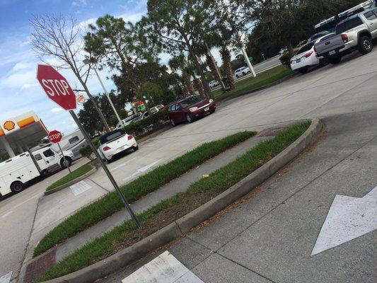 A delightful island sets this small parking area apart. Steps to Starbucks and the Shell station.