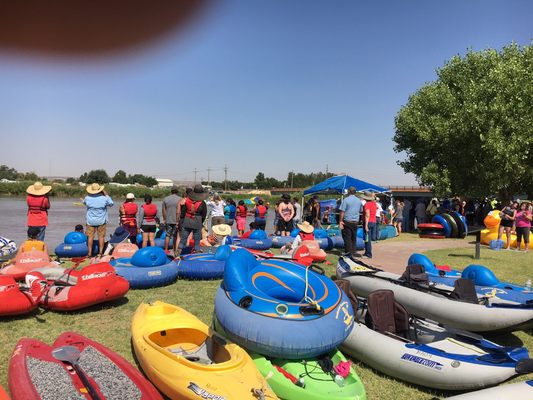 Our boat rentals lined up for Raft the Rio.
That's not a ufo, that's my finger!