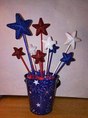 Great for your kitchen counter during your patriotic celebrations.  Only $6.99 (plus s&h).  Call me today!