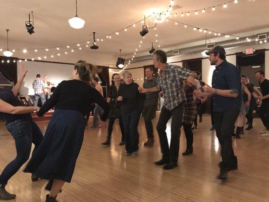 Square dancing like whoa!