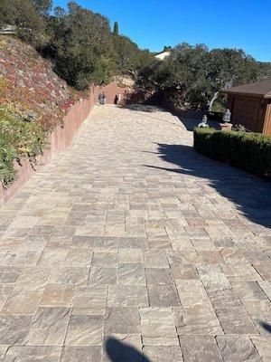 paver driveway installation