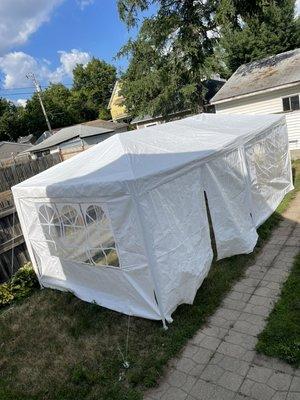 Outdoor tent assembly