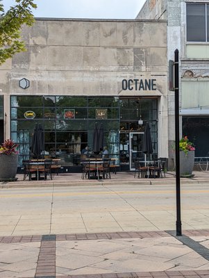 View of restaurant from parking lot across the street