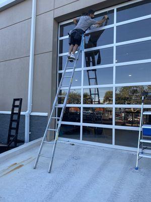 Detailed Glass Cleaning