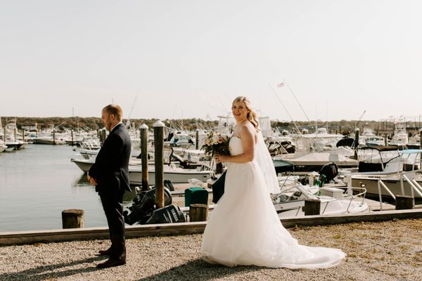 wedding first look by marina