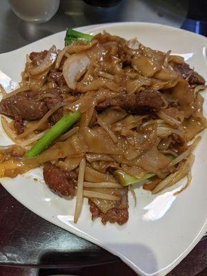 Beef chow fun