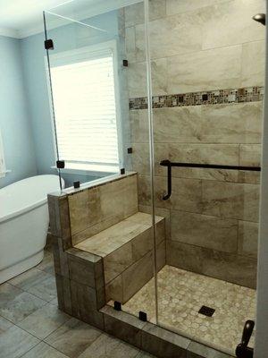 Custom shower glass and hardware installation