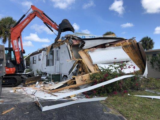 Demolition of a mobile home