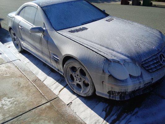 Foam wash with some of the best soaps to give your car that nice mirror like shine.